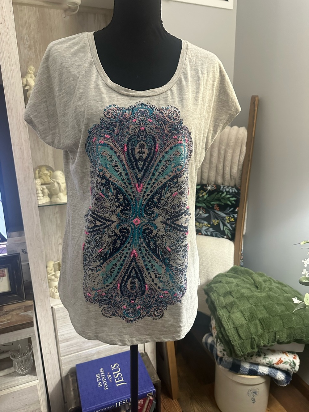 Sonoma Light Gray Short Sleeve Tee with Teal and Pink Paisley Design